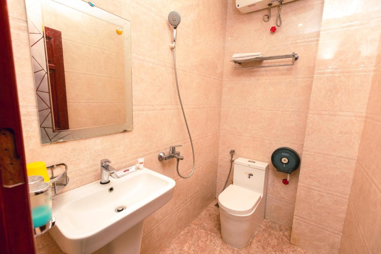 Oyo 653 Huong Thao Hotel Hanoi Exterior photo